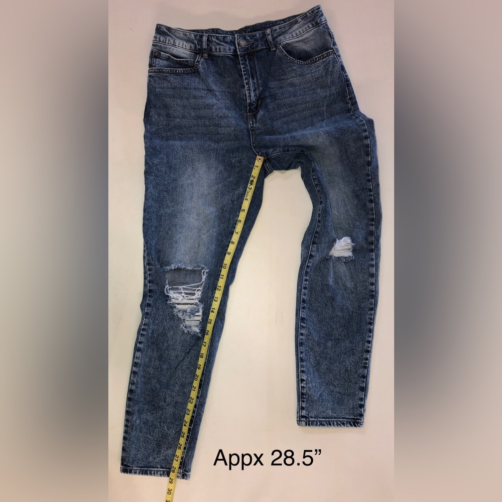Versace 19.69 Abbigliamento Sportivo SRL Distressed High-Rise Jeans (30/10) - Picture 10 of 17